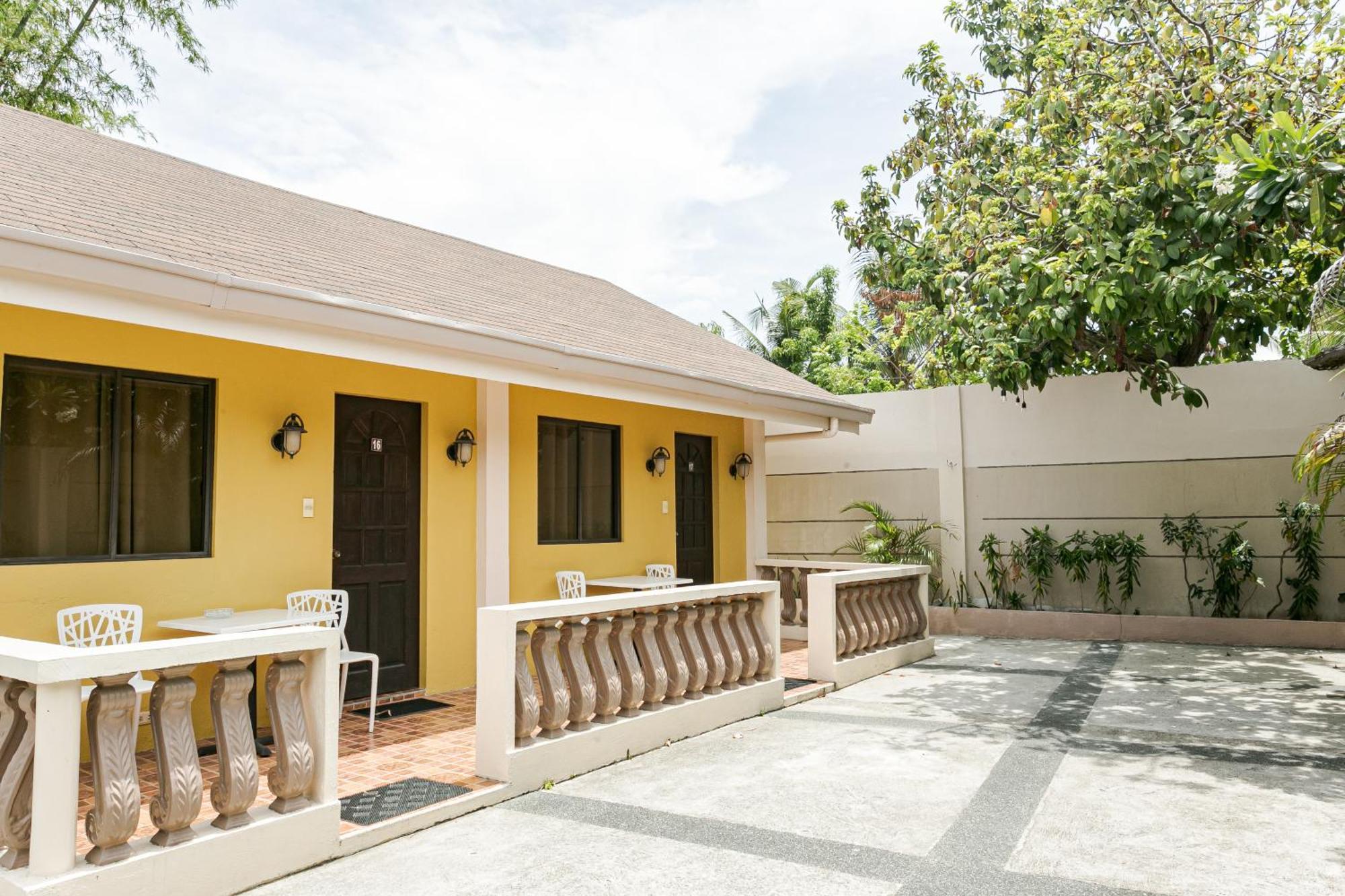 Turtle Bay Dive Resort Moalboal Exterior photo
