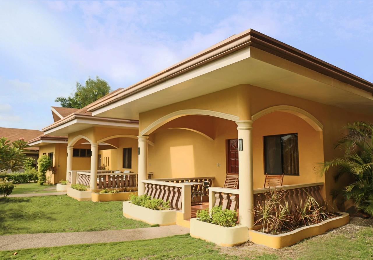 Turtle Bay Dive Resort Moalboal Exterior photo